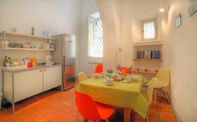 Stilmoderno Nice Apartment in Siena's Historic Center, Just Steps from Piazza del Campo